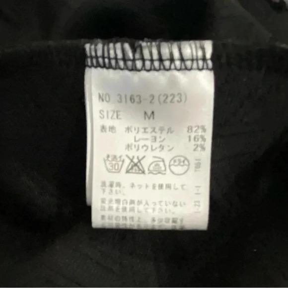 FABULOUS grey 3/4 sleeves midi dress with neckline accent of pearl and beads. M - Picture 8 of 11